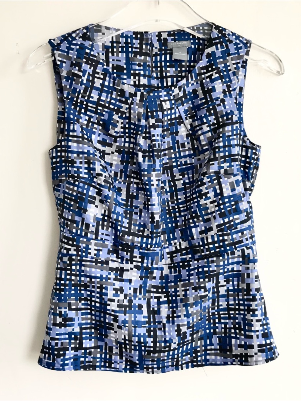 Ann Taylor Vintage Y2K Navy Blue Geometric Print Peplum Blouse Sleeveless Top 0
